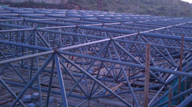惠州概述网架加工中对钢材的质量的过细恳求